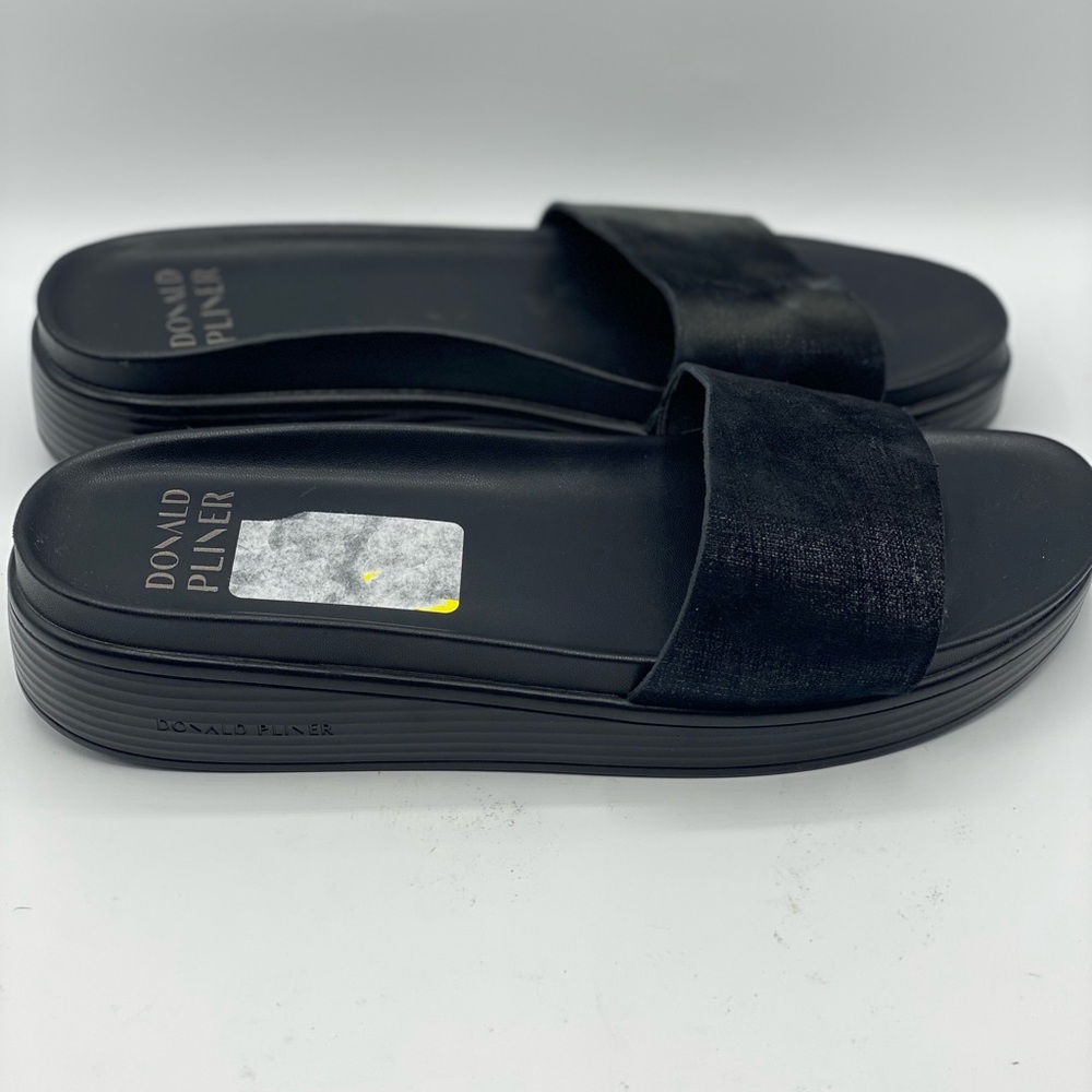 Donald J. Pliner Black Sandals - Picture 2 of 8